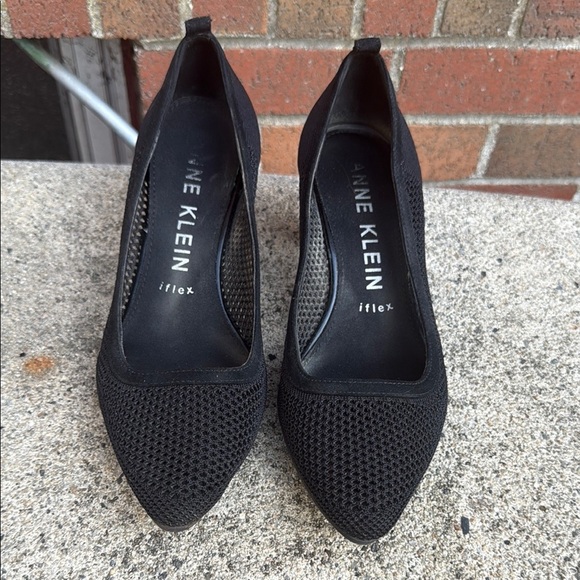 New Anne Klein iFlex Reva Women's Black Mesh Kitten Heel Pump - Picture 1 of 6